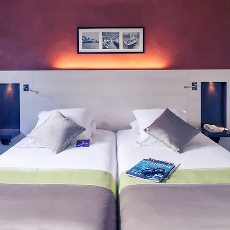 Mercure Maurepas Saint Quentin Exterior photo