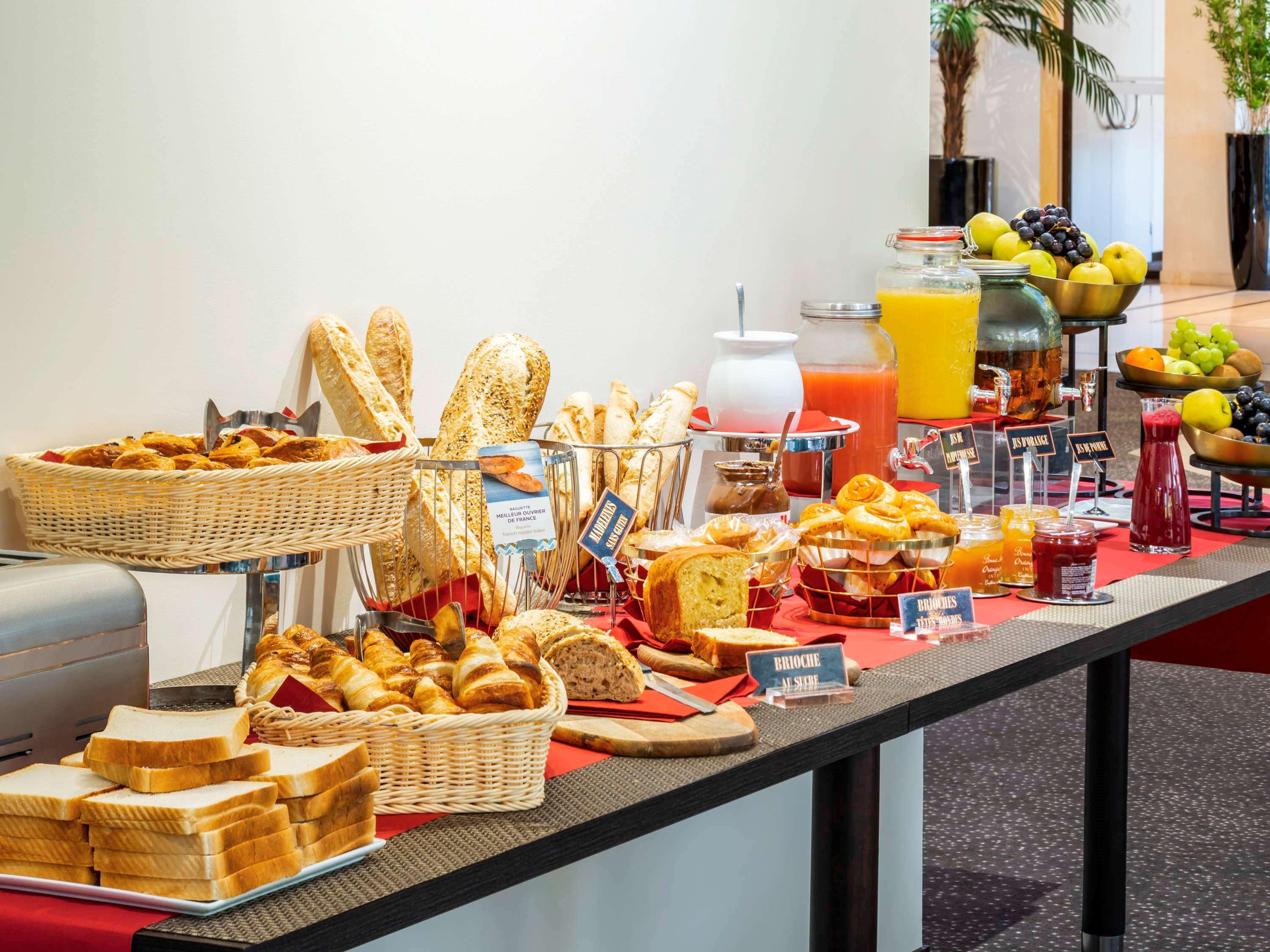 Mercure Maurepas Saint Quentin 4*