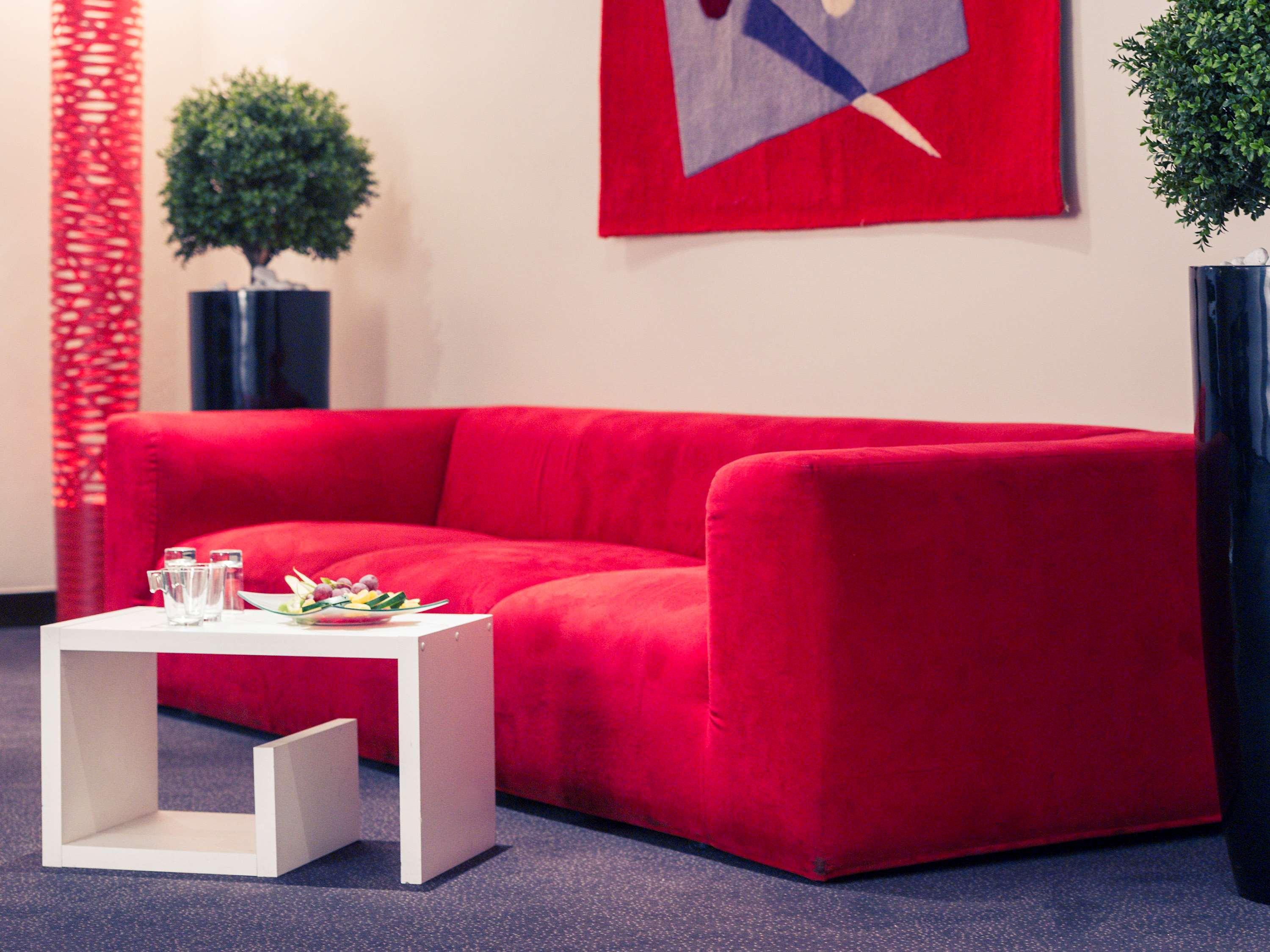 Hotel Mercure Maurepas Saint Quentin 4*