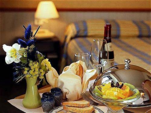 Hotel Mercure Maurepas Saint Quentin